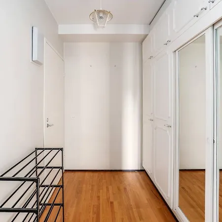 Polar Retro Base: 2br Near The *