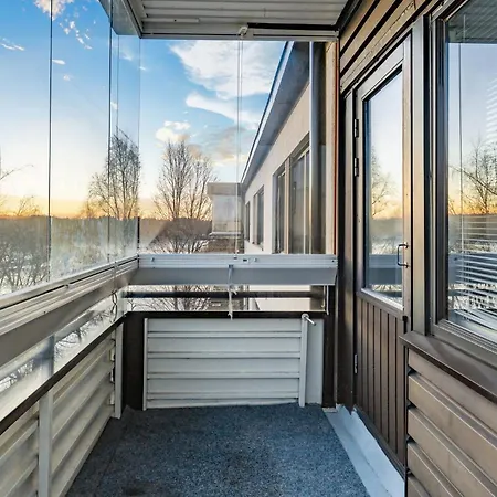 Polar Retro Base: 2br Near The *
